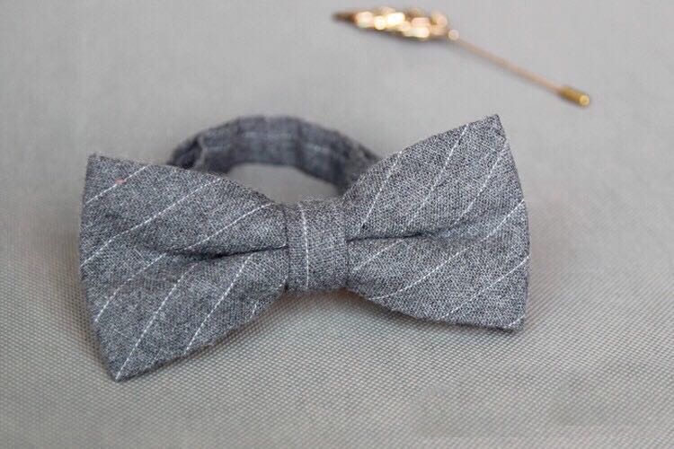 Grey Plaid Bow Tie