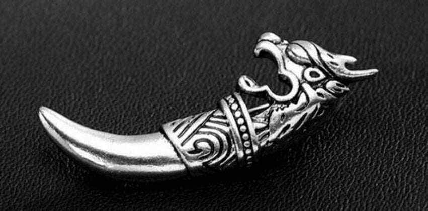 Wolf Tooth Lapel Pin