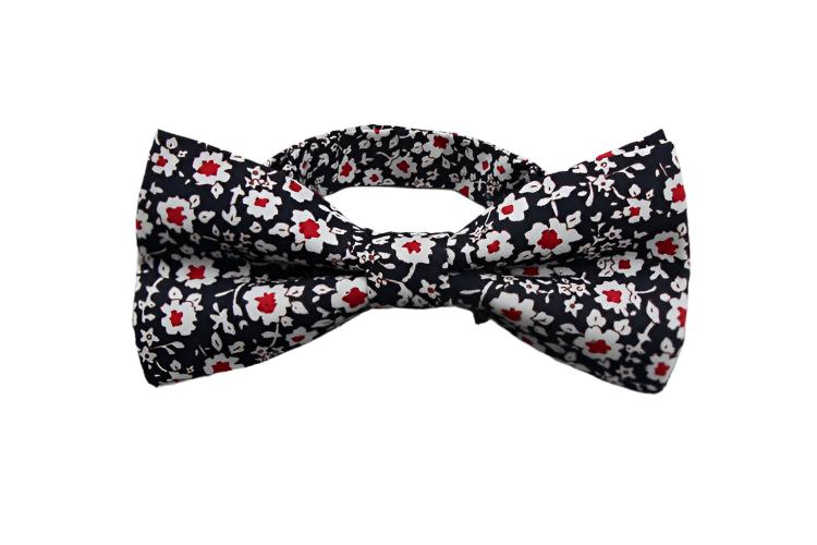 Red and White Floral Bow Tie