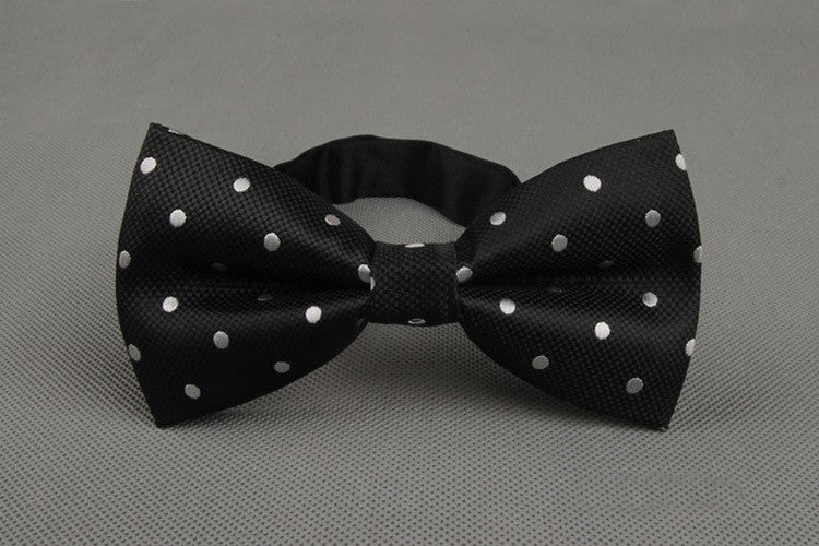 Black & White Polka Dots Bow Tie