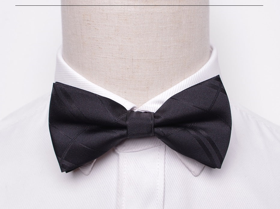 Subtle Ribbon Lines Black Bow Tie