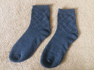 Dotted Diagonal Lines Socks 2