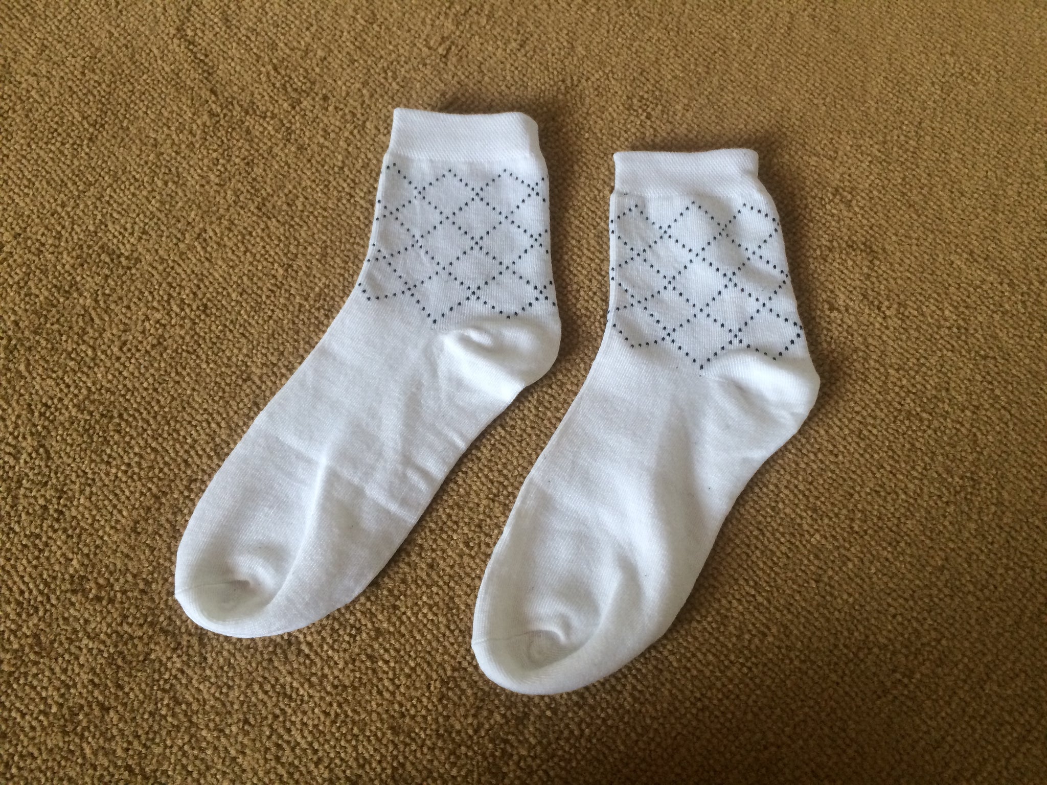 Dotted Diagonal Lines Socks 5