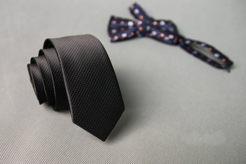 Black Zigzag Textured Skinny Tie