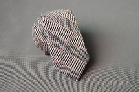 Plaid detail Skinny Tie with Brown accent lines (Black & White)